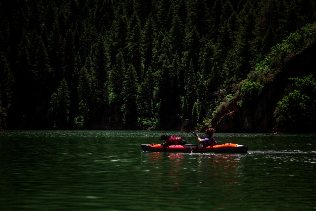 Explora el entorno madrileño con nuestros kayaks