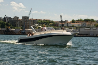 Boat trip in Vizcaya for 9 hours
