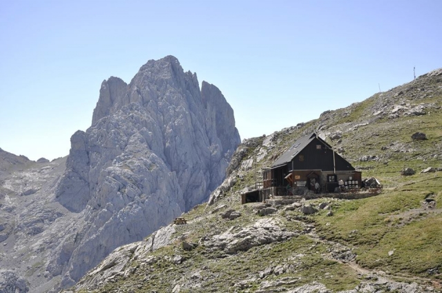  Uno dei rifugi dei Picos