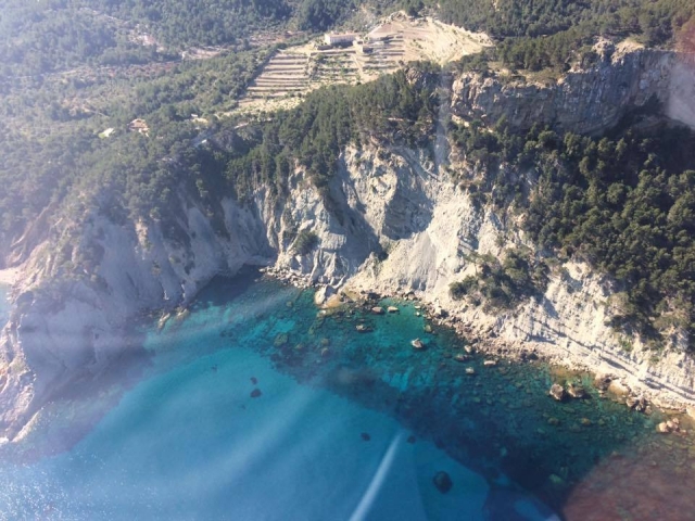 Fly from San Bonet 