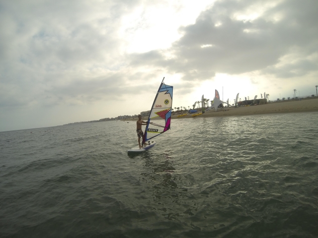 Non smettere di fare windsurf 