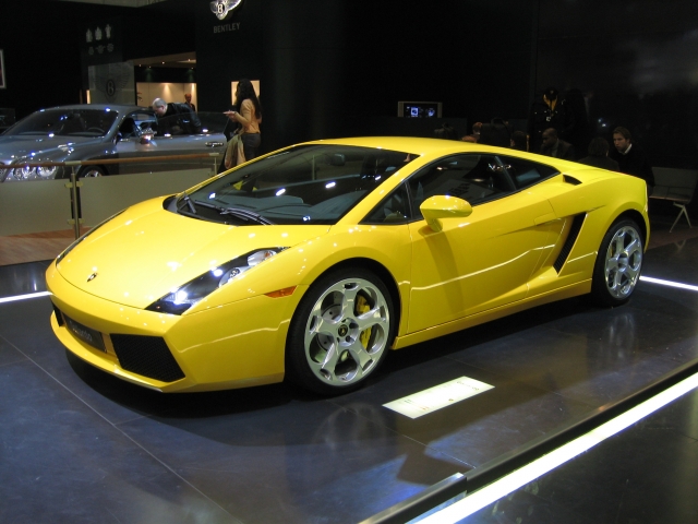 Pilota un Lamborghini Gallardo en Montmeló