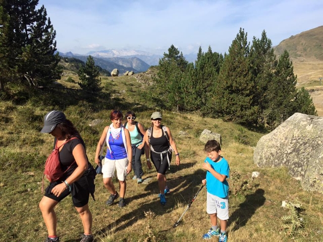  Enjoying a hiking route 