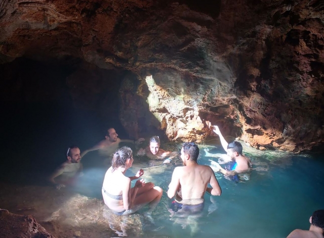 Refrescandose en circulos.JPG