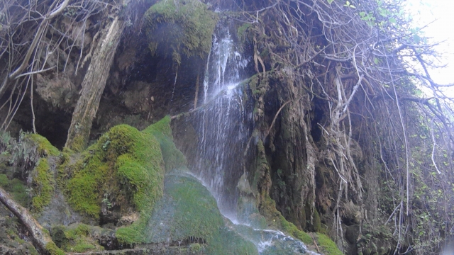  waterfall 