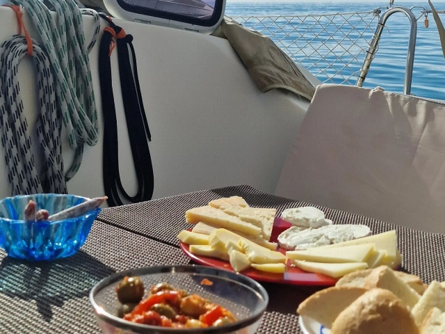  Cibo a bordo