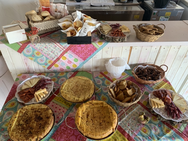 Mesa de aperitivos