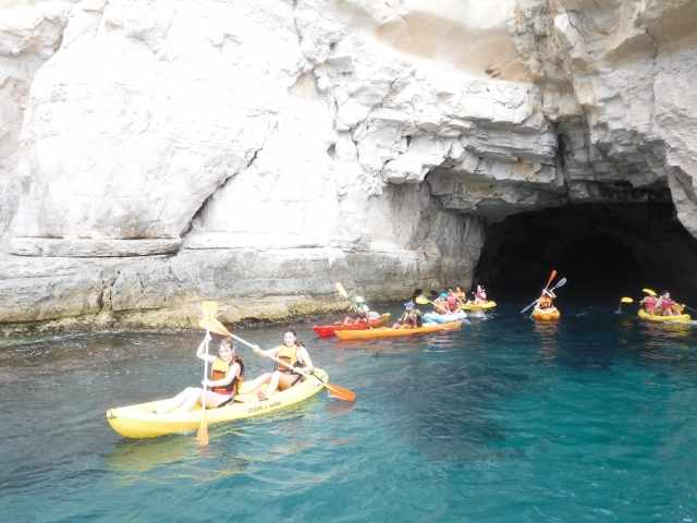 Cueva de los piratas kayak