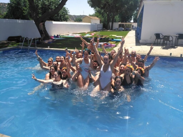 Capea con piscina e barbecue a Madrid
