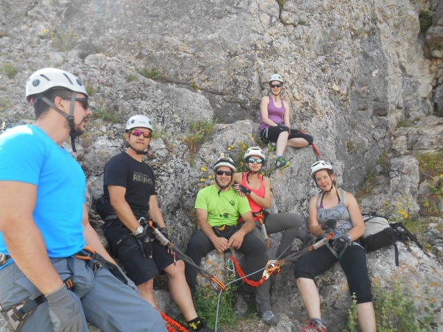  Il gruppo si è preparato per affrontare la ferrata 