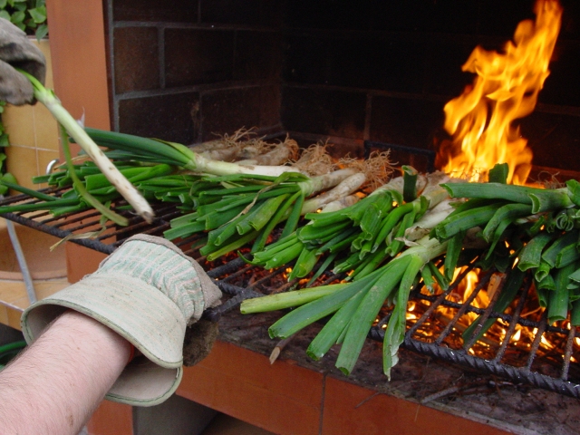 Cocinando los calcots
