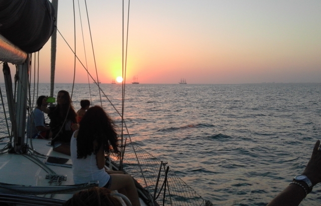  Coucher de soleil devant le voilier