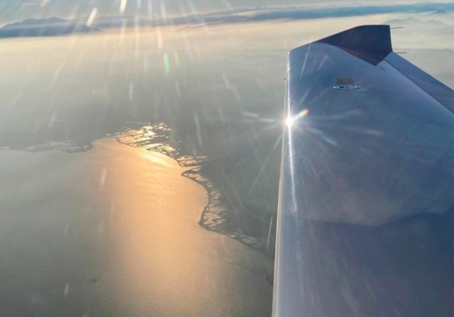  Flug über die Küste von Barcelona 