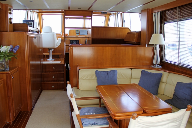  Interno dello yacht