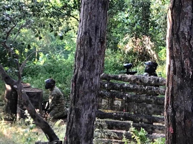  Giocare a paintball 