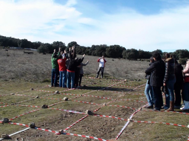Grupo en el campo de minas