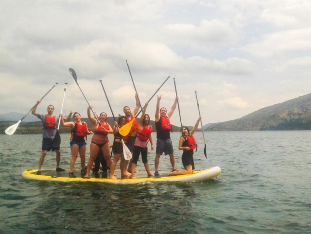 Team building con paddle board giganle 