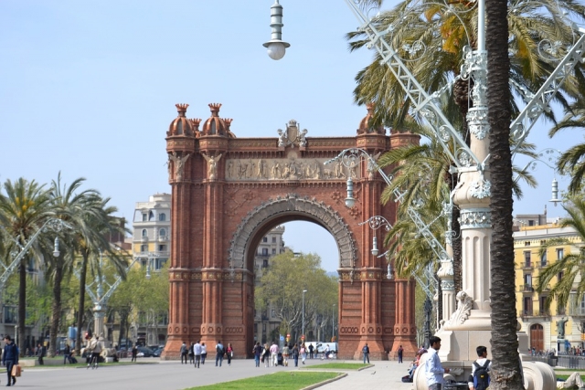  Arc de Triomphe