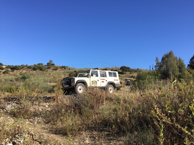 À travers la campagne en 4x4 
