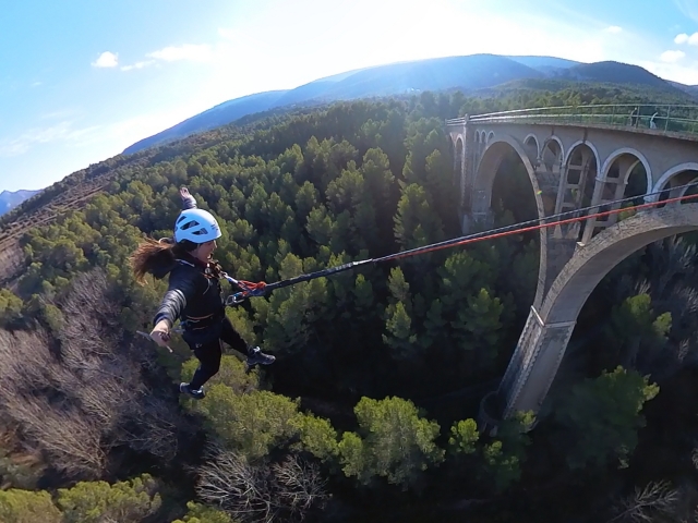  Bungee jumping ad Alcoi