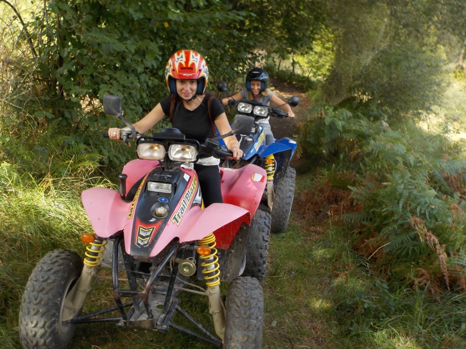  Einsitzer-Quad in der Hermida-Schlucht 