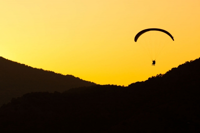 Volando en parapente en Cádiz