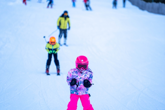  Skiing in Andorra 
