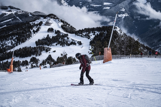  Vallnord 的单板滑雪