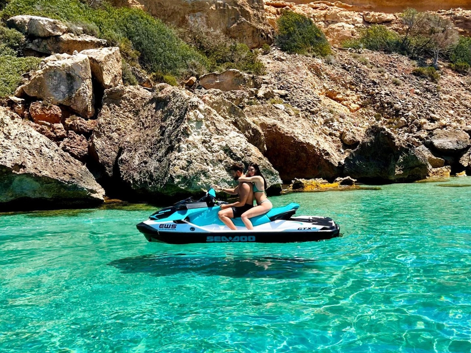 one -hour route in Jet Ski one -hour route in Jet Ski