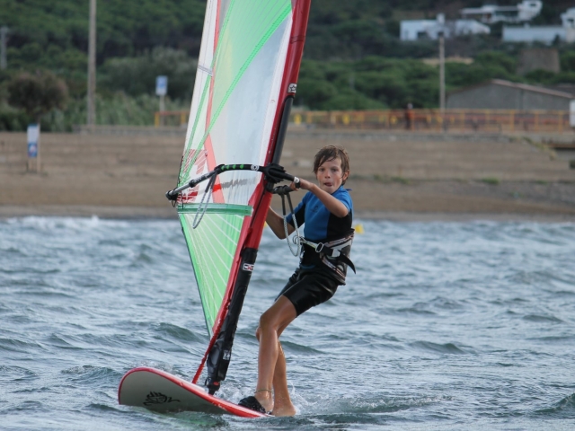  boy doing Windsurf 