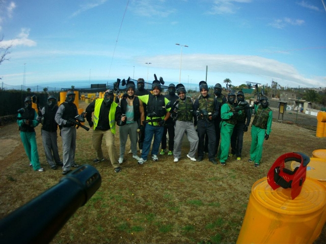  Grupo de amigos que gostam de jogar 