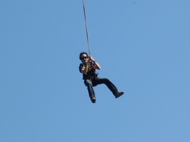 Salto con arnes