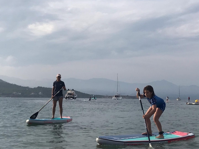 Paddle surf en el Port de la Selva