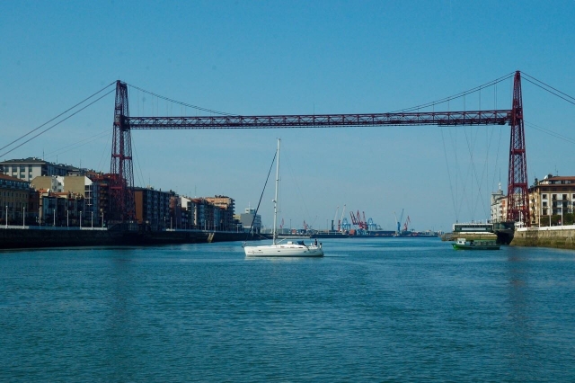  Passage sous le pont 