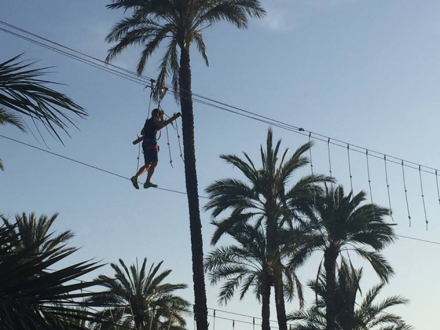  Mantenere l'equilibrio sul la corda