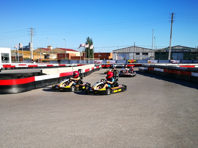  Courses de kart entre amis 