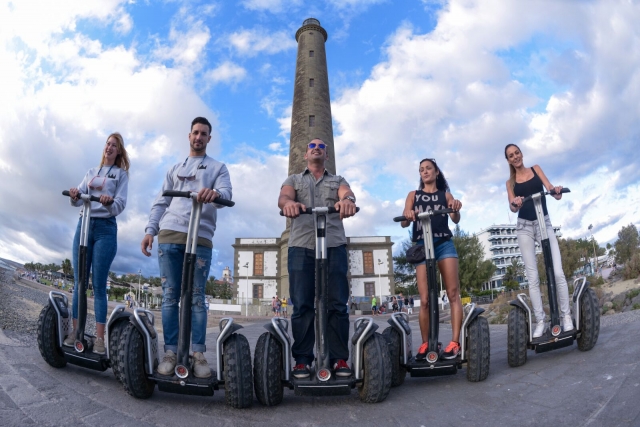  Foto di gruppo sul segway 
