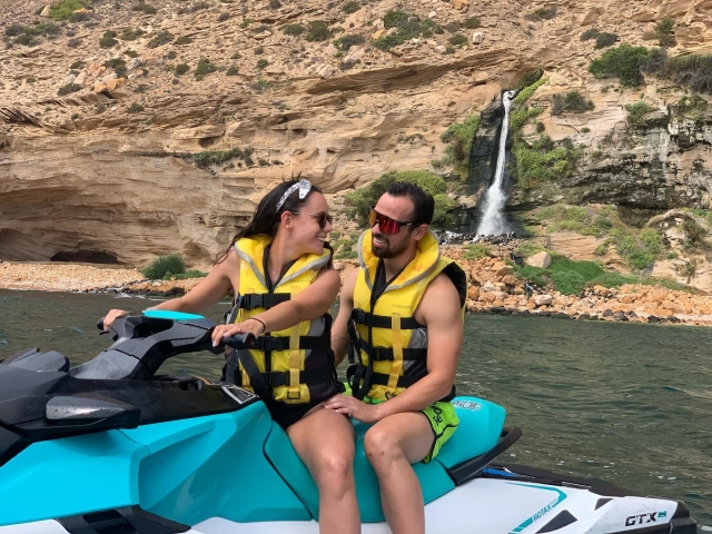 Ruta jet ski biplaza desde Playa de Poniente, 1h