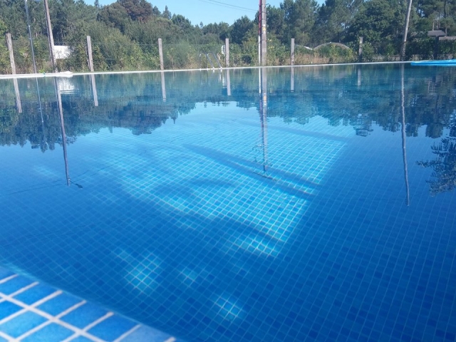  Piscina para atividades de verão 