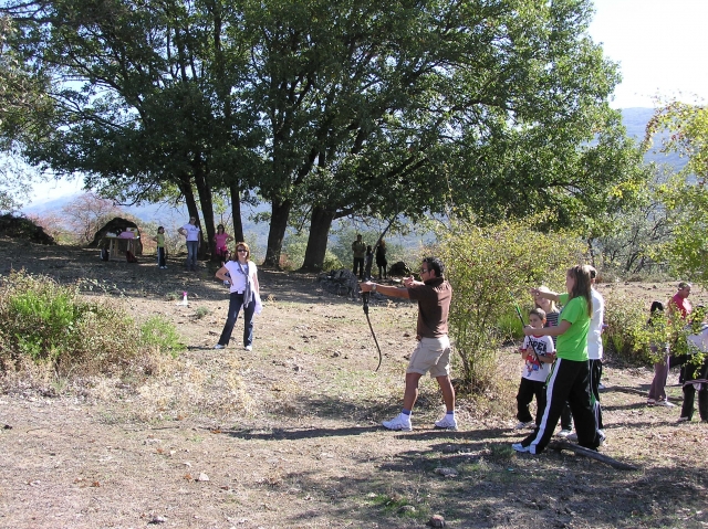 Jalo con arco al aire libre