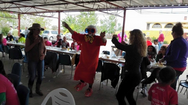  Entretenimento durante a despedida 