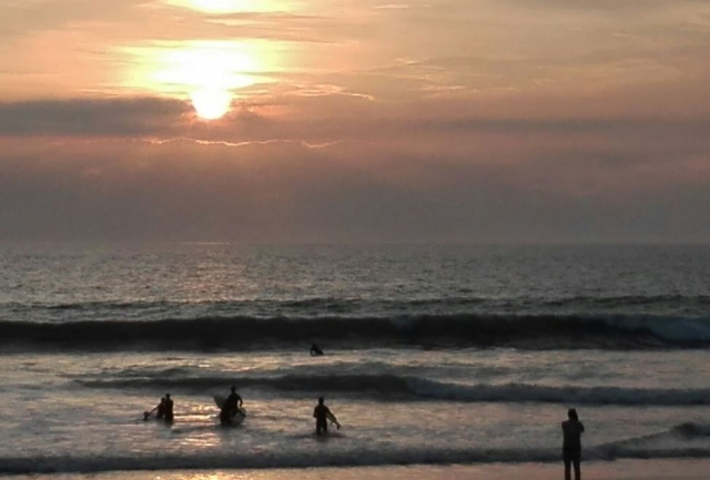  Surf class in the afternoon 