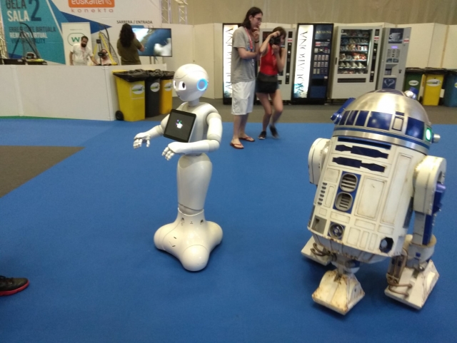  In unserem Zentrum werden wir die Präsenz einiger der ikonischsten Roboter haben, die es gibt 