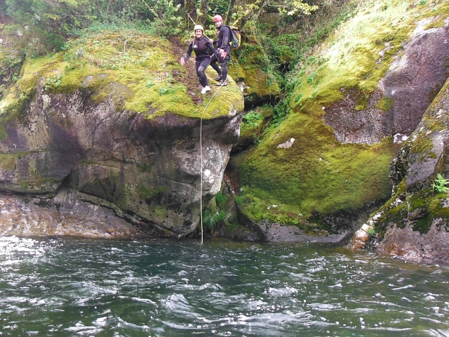  Jumping into the Almofrei river 