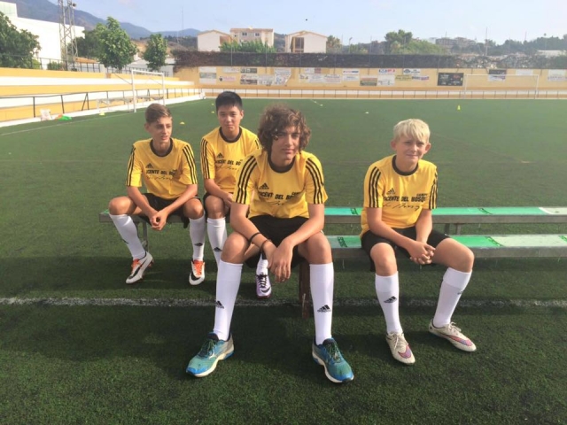  Acampamento de futebol de verão Vicente del Bosque 