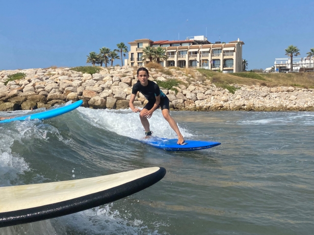  Premières vagues 