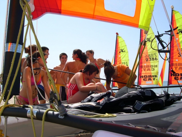 A bordo del barco cambiandonos
