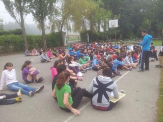 Campamento para jóvenes en granja asturiana 15días