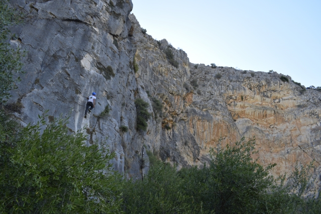 Subiendo por la roca