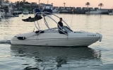 Alquiler de lancha con patrón por Costa del Sol 4h